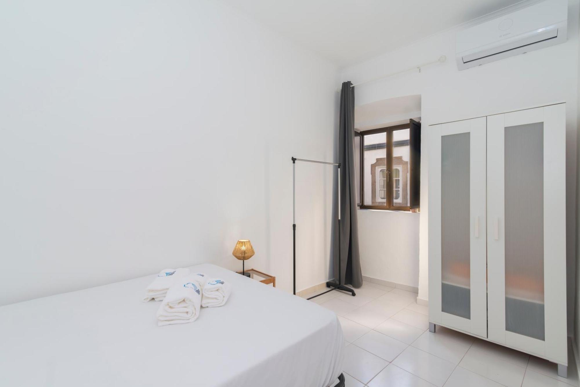 Casa Garde - 5 Mins City Center - Private Balcony - Wi-Fi Ταβίρα Εξωτερικό φωτογραφία